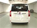 2010 Toyota Noah