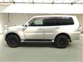 2011 Mitsubishi Pajero