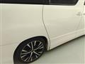 2012 Toyota Vellfire