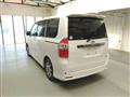 2010 Toyota Noah