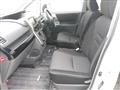 2010 Toyota Noah