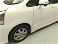 2010 Toyota Noah