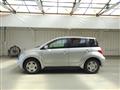 2005 Toyota IST