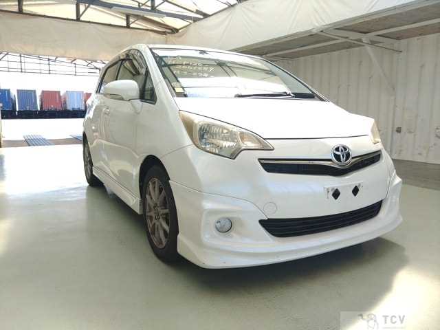 2011 Toyota Ractis