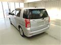 2007 Toyota Raum