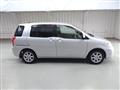 2007 Toyota Raum