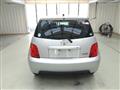 2004 Toyota IST