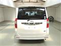 2007 Toyota Noah