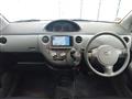 2009 Toyota Sienta