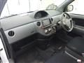 2009 Toyota Sienta