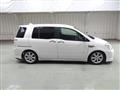 2010 Toyota Raum