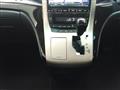 2013 Toyota Vellfire