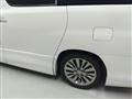 2013 Toyota Vellfire
