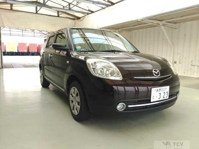 2012 Mazda Verisa