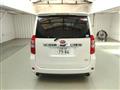 2011 Toyota Noah