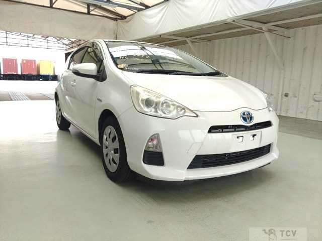 2012 Toyota AQUA