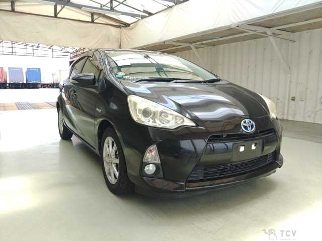 2012 Toyota AQUA