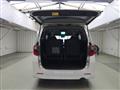 2013 Toyota Alphard