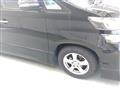 2014 Toyota Vellfire