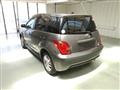 2005 Toyota IST