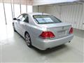 2004 Toyota Crown