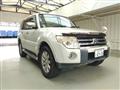 2009 Mitsubishi Pajero