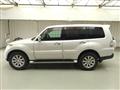 2009 Mitsubishi Pajero