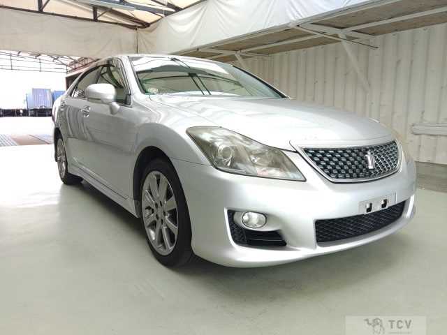 2009 Toyota Crown