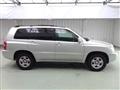 2003 Toyota Kluger V