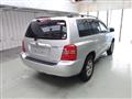2003 Toyota Kluger V