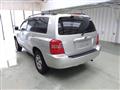 2003 Toyota Kluger V