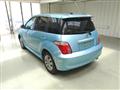 2005 Toyota IST