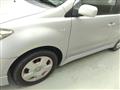 2005 Toyota IST