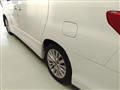 2012 Toyota Alphard