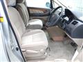 2005 Toyota Alphard