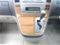 2005 Toyota Alphard