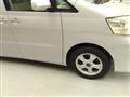 2005 Toyota Alphard