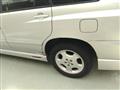 2001 Toyota Kluger V