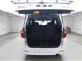 2014 Toyota Alphard
