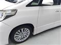 2014 Toyota Alphard