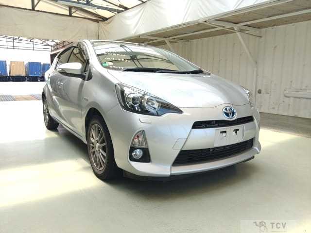 2013 Toyota AQUA