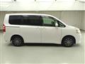 2011 Toyota Noah