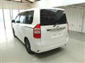 2011 Toyota Noah