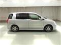 2007 Toyota Raum