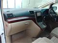 2009 Toyota Vellfire