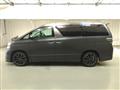 2010 Toyota Vellfire