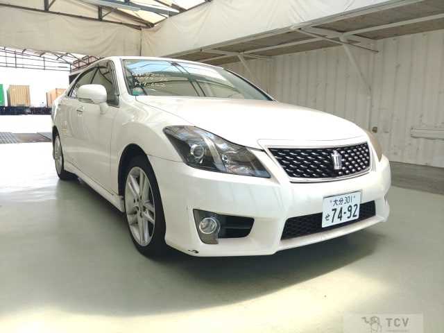 2012 Toyota Crown