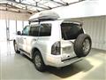 2002 Mitsubishi Pajero