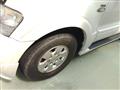 2002 Mitsubishi Pajero