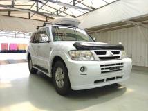 2002 Mitsubishi Pajero